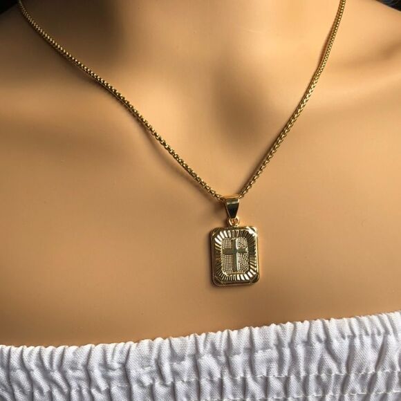 NEW Gold Block Cross Pendant Necklace Unisex 18” Religious Gold Chain Necklace - Picture 1 of 9